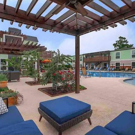 Beautiful/Spacious 2 Bedroom Houston Near Galleria المظهر الخارجي الصورة