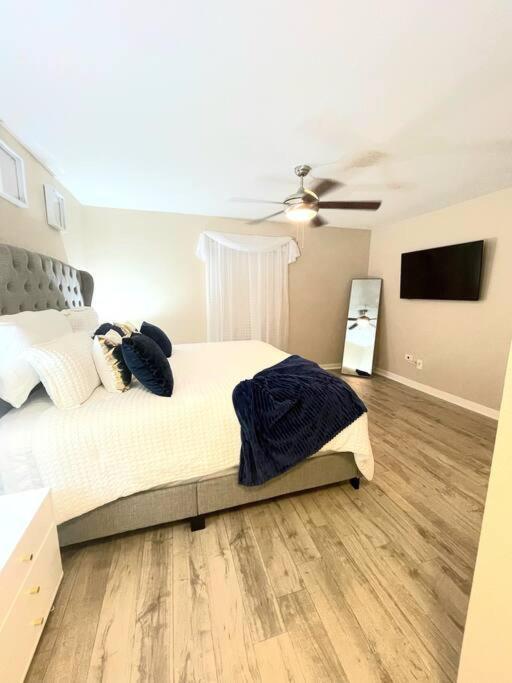 Beautiful/Spacious 2 Bedroom Houston Near Galleria المظهر الخارجي الصورة